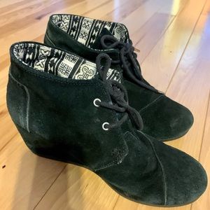 Suede Tom’s Desert Wedge Women’s Lace Up Ankle Booties
